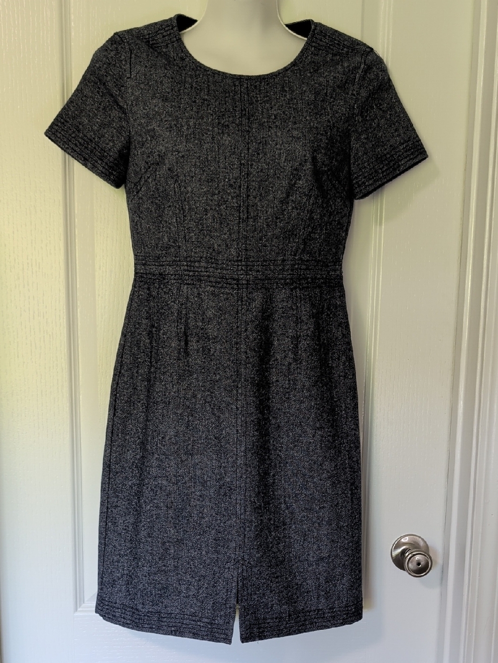 Banana Republic Charcoal Tweed Short-Sleeve Sheath Dress Wool